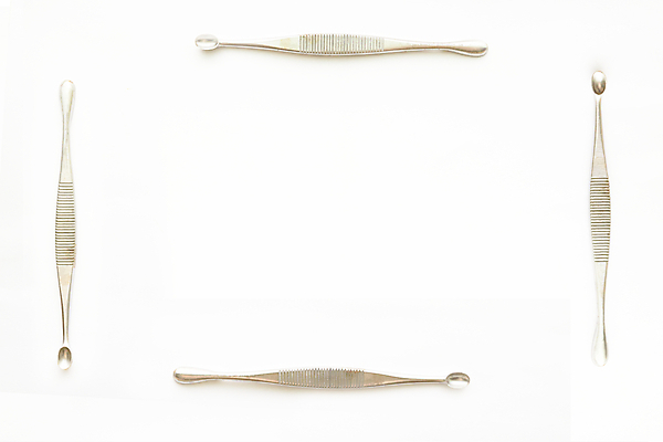 포토 JPG 해외이미지 직업 디자인 백그라운드 텍스트 탁자 건강 치과 병원 사람없음 치료 파란색 세트 약 우주 금속 거울 장비 흰색 기구 도구 공구 업무 그룹 수술 치아 질병 정상 오브젝트 치과의사 외과 고립 돌봄 위생관리 철강 치아교정 해외202008 해외포토 컬러 가구 의학 모션 재질 관리 의사 작업 소화기관 교정 파일형식