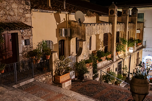 포토 JPG 해외이미지 디자인 여행 비즈니스 건축양식 거리 창조 미술 사람없음 야외 건물 세일 상점 이탈리아 도시 시장 쇼핑몰 상업 타운 소매 해외202008 해외포토 건축물 건축 유럽 문화예술 파일형식
