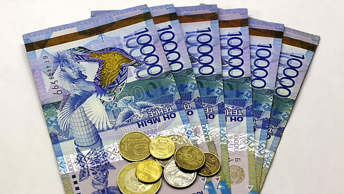 포토 JPG 해외이미지 종이 컨셉 지폐 돈 비즈니스 성공 사람없음 금융 경제 동전 쪽지 저축 시장 재산 무역 투자 계산서 해외202008 해외포토 산업 파일형식