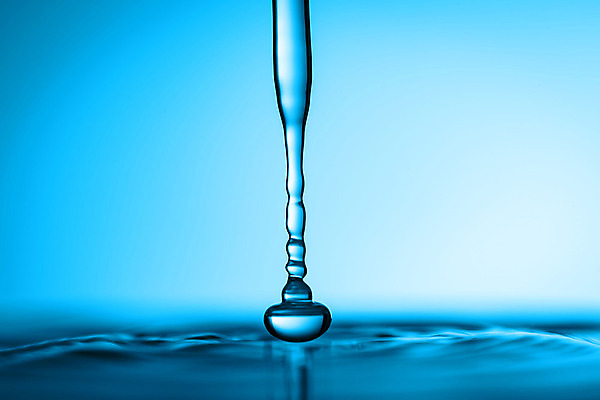 포토 JPG 해외이미지 모양 파도 컨셉 추상 사람없음 가로 물 파란색 반사 검은색 거품 젖음 흐름 흰색 물방울 신선 원형 액체 개울 떨어짐 빗방울 순수 깊이 여의주 스플래쉬 해외202008 해외포토 자연요소 도형 바다 컬러 무늬 강 비_날씨 파일형식