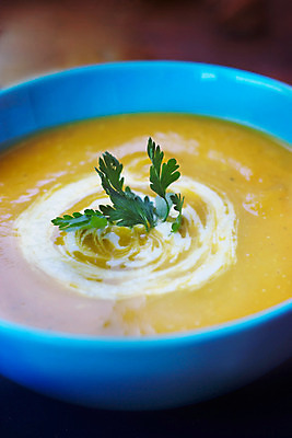 포토 JPG 해외이미지 전통 접시 계절 음식 백그라운드 다이어트 채소 오렌지 탁자 호박 건강 요리 사람없음 목재 세로 노란색 식사 저녁식사 할로윈 가을 시골 신선 사발 맛 수프 정상 먹기 크림 추수감사절 스쿼시 점심식사 채식주의자 핸드메이드 비건 맛있는 해외202008 해외포토 나무 식기 기독교 스포츠 컬러 가구 컨셉 과일 재료 모션 구기 사기그릇 채식 파일형식