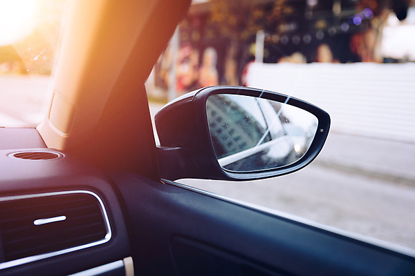 포토 JPG 해외이미지 응시 도로 여행 이동 컨셉 오렌지 창문 교통시설 자동차 유리 사람없음 야외 옆모습 여름 태양 반사 노란색 금속 거울 장비 운전 흰색 선택 아스팔트 계기판 블러 자동 스타일 해외202008 해외포토 자연요소 시선 계절 길 육상교통 뷰포인트 컬러 교통 과일 모션 재질 시설 파일형식