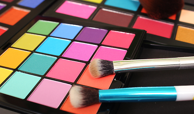 포토 JPG 해외이미지 실내 사람없음 화장용품 아이섀도 섀도우팔레트 해외202008 해외포토 내부 화장품 미용용품 파일형식