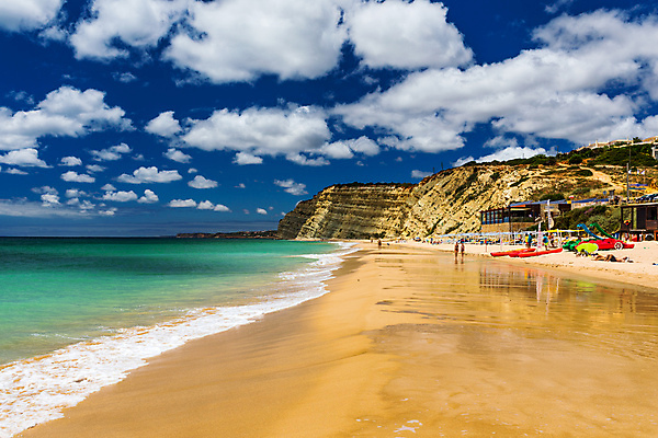 포토 JPG 해외이미지 유럽 모래 파도 바다 여행 자연 하늘 휴가 파노라마 풍경 사람없음 물 여름 파란색 모래사장 맑음 포르투갈 대서양 터키석 해외202008 해외포토 자연요소 계절 나라 컬러 날씨 촬영기법 보석 생태계 파일형식