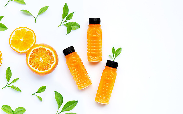 포토 JPG 해외이미지 조각 잎 오렌지 사람없음 신선 달콤 오렌지주스 레몬 비타민C 음료수병 해외202008 해외포토 식물 과일 맛 과일주스 비타민 병_담는 파일형식