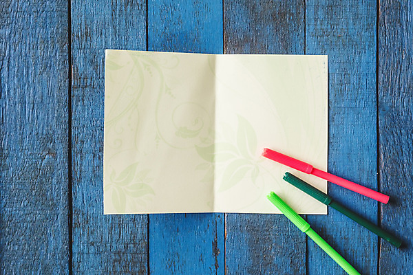 포토 JPG 해외이미지 전통 디자인 종이 백그라운드 크리스마스 탁자 휴가 새로움 발렌타인데이 사람없음 목재 초록색 펜 축제 축하 신용카드 발표 생일 플랫 정상 연도 심볼 오브젝트 주기 질감 위치 판지 해외202008 해외포토 나무 기념일 컬러 가구 컨셉 재료 모션 데이이벤트 금융 필기구 파일형식