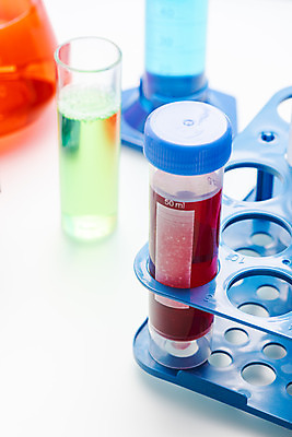 포토 JPG 해외이미지 실험 근접촬영 사람없음 시험관 신약개발 해외202008 해외포토 뷰포인트 실험기구 개발 파일형식 신약_의학