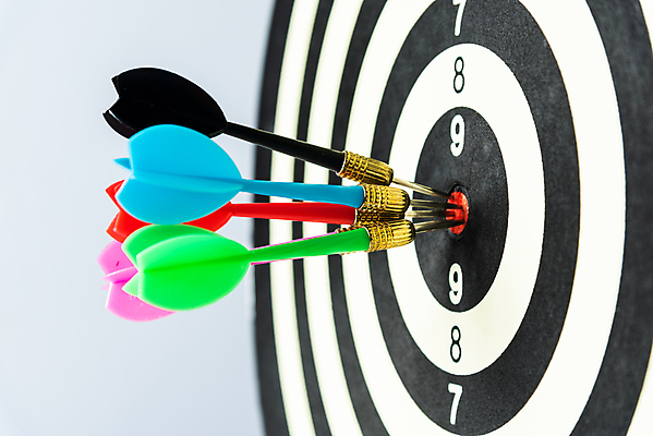 포토 JPG 해외이미지 스포츠 백그라운드 컨셉 놀이 성공 화살 사람없음 빨간색 경쟁 게임 원형 센터 목표 다트판 다트 오브젝트 골 때리기 승자 정확 해외202008 해외포토 도형 컬러 모션 파일형식