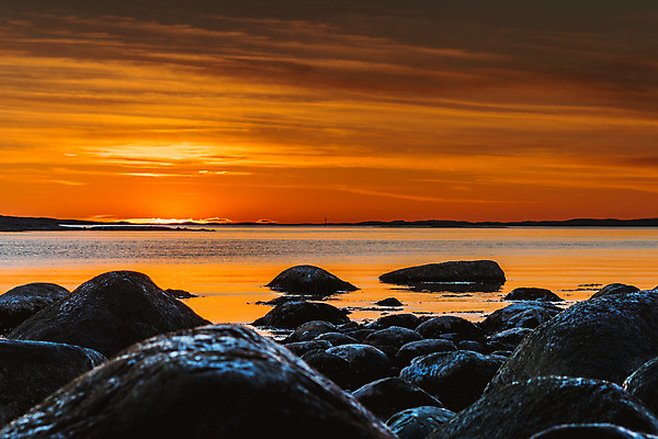 포토 JPG 해외이미지 구름 바다 여행 자연 휴가 파노라마 노르웨이 국립공원 풍경 해변 사람없음 야외 가로 물 파란색 햇빛 태양 반사 일출 일몰 놀람 새벽 바위 만 황금 저녁 돌무덤 스칸디나비아 수평선 해외202008 해외포토 자연요소 공원 감정 유럽 컬러 촬영기법 표정 노을 돌_바위 무덤 야간 생태계 파일형식