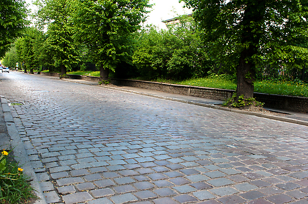 포토 JPG 해외이미지 도로 건축양식 거리 사람없음 야외 조약돌 도시 보행로 질감 옛날 해외202008 해외포토 건축 길 교통시설 돌_바위 파일형식