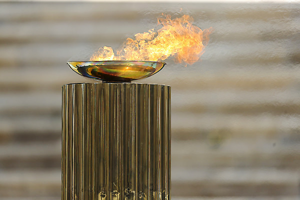 포토 JPG 해외이미지 스포츠 올림픽 조명 미술 이벤트 사람없음 글로벌 평화 일본 경쟁 경기장 게임 깃발 손전등 사찰 역사 도쿄 땅 계주 심볼 그리스 그리스인 천연기념물 고고학 제단 해외202008 해외포토 서양인 교육 유럽 아시아 컨셉 스포츠시설 종교건축 놀이 문화예술 육상스포츠 파일형식