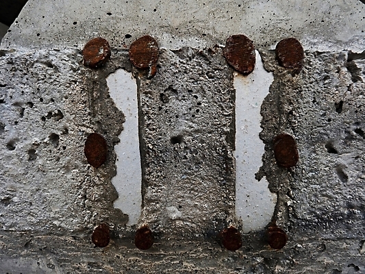 포토 JPG 해외이미지 외관 산업 패턴 주택 프레임 한명 정장 야외 건물 쌓기 금속 힘 줄무늬 나사 제조 천 철 창고 흔적 질감 먼지 철사 뼈대 망사 흙더미 덩어리 물류 개발 철강 해외202008 해외포토 1 건축물 옷 무늬 모션 재질 사람 흙 공구 직물 파일형식 더미