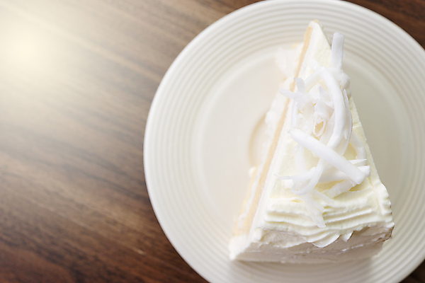 포토 JPG 해외이미지 접시 음식 조각 결혼 백그라운드 휴가 디저트 사람없음 파란색 노란색 케이크 얼음 축제 카페 낭만 우유 흰색 대접 신선 생일 닫기 달콤 맛 설탕 굽기 먹기 레몬 크림 질감 코코넛 층 스펀지 바닐라 페스츄리 핸드메이드 프로스팅 맛있는 해외202008 해외포토 자연요소 식기 기념일 빵 컬러 컨셉 과일 모션 유제품 이벤트 상점 구이 제빵 파일형식