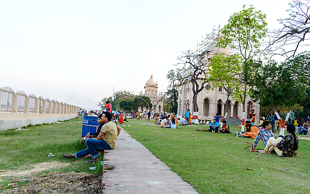 포토 JPG 해외이미지 나무 바다 여행 휴가 휴식 사람 잔디 사람없음 야외 건물 여름 관광지 도시풍경 교회 여행객 걷기 정원 일몰 탐험 랜드마크 명승지 해외202008 해외포토 식물 건축물 계절 컨셉 종교건축 모션 풍경 노을 도시 파일형식