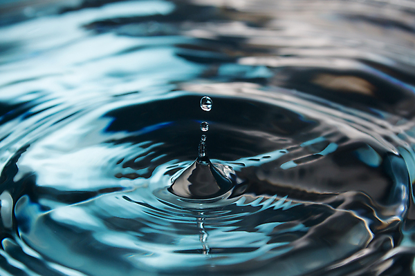 포토 JPG 해외이미지 물결 백그라운드 표면 날씨 사람없음 물 파란색 수중 흐름 추위 물방울 투명 빨래 매끈함 시원함 잔물결 스플래쉬 해외202008 해외포토 자연요소 컬러 컨셉 가사 감각 파일형식