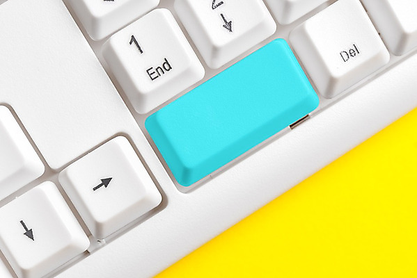 포토 JPG 해외이미지 아이콘 교육 종이 백그라운드 컨셉 비즈니스 텍스트 탁자 열쇠 직장 사람없음 노트북 컴퓨터 사무실 우주 쪽지 공책 공백 흰색 키보드 업무 메시지 정상 책상 옵션 시작 문서 언론 클릭 명령 공급 카피스페이스 해외202008 해외포토 컬러 가구 회사 문구용품 전자제품 작업 파일형식