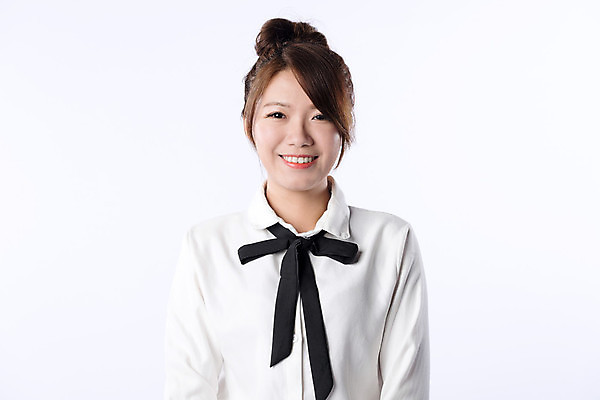 포토 JPG 해외이미지 직업 응시 행복 감정 얼굴 백그라운드 비즈니스 한명 웃음 사람 10대 기쁨 흰색 표현 만족 활 흥분 매듭 긍정 고립 번 스타일 해외202008 해외포토 1 시선 빵 컬러 컨셉 청소년 표정 신체부위 파일형식