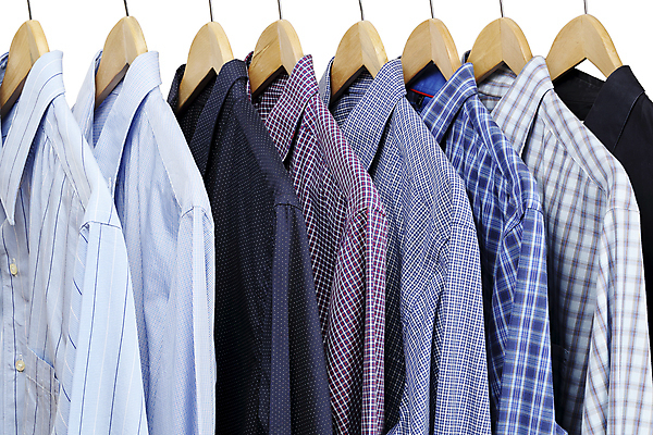 포토 JPG 해외이미지 디자인 외관 옷 남자 백그라운드 셔츠 새로움 표정 사람없음 파란색 쇼핑 유행 상점 줄무늬 클래식 우아함 수집 체크무늬 소매 정중 스타일 해외202008 해외포토 컬러 컨셉 상의 무늬 사람 파일형식