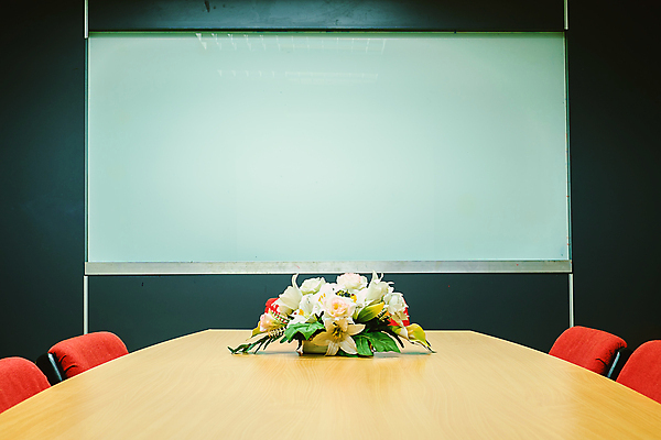 포토 JPG 해외이미지 직업 디자인 벽 가구 백그라운드 컨셉 의자 회사 비즈니스 건축양식 통신 교실 탁자 회의 직장 사람없음 내부 목재 사무실 스크린 검은색 방 흰색 업무 발표 고급 대표 토론 강의 책상 회의실 상업 안락의자 경영 세미나 스타일 해외202008 해외포토 나무 교육 건축 컬러 생활용품 재료 학교 작업 파일형식