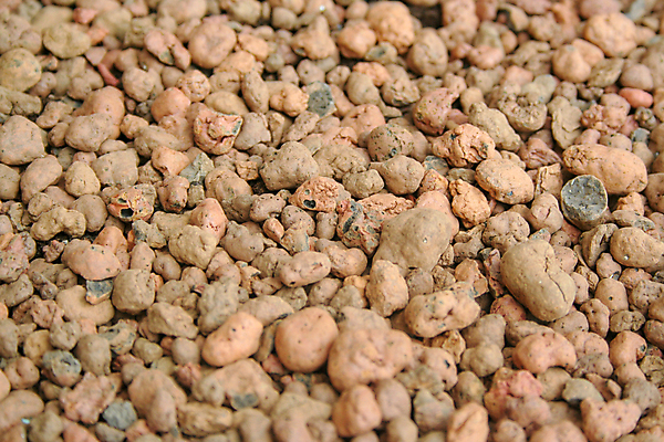 포토 JPG 해외이미지 백그라운드 자연 표면 추상 사람없음 야외 건물 갈색 검은색 회색 조약돌 거친 작음 묘사 질감 찌그러짐 그런지 깨짐 땅바닥 화강암 해외202008 해외포토 건축물 컬러 컨셉 무늬 바닥 암석 돌_바위 크기 생태계 파일형식