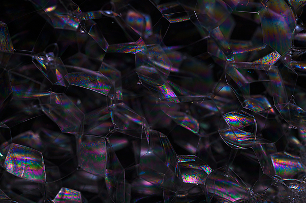 포토 JPG 해외이미지 백그라운드 무지개 공 벽지 표면 추상 사람없음 물 빛 반사 검은색 거품 젖음 원형 투명 액체 떨어짐 불기 질감 비누 샴푸 산소 고립 여의주 해외202008 해외포토 자연요소 도형 컬러 컨셉 무늬 모션 위생용품 원소 파일형식