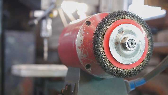 포토 JPG 해외이미지 직업 전통 손 산업 불 기술 사람없음 빛 상점 금속 힘 장비 공구 업무 뜨거움 작업실 제조 상품 망치 철 무거움 빛망울 광 솜씨 스트라이크 조작 철강 해외202008 해외포토 자연요소 재질 신체부위 도구 작업 무게 파일형식