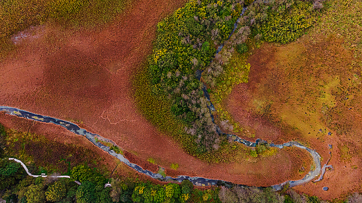 포토 JPG 해외이미지 나무 식물 계절 유럽 지구 여행 백그라운드 잎 꽃무늬 패턴 곡선 오렌지 자연 벽지 추상 안테나 미술 풍경 사람없음 야외 물 강 컬러풀 환경 가을 정상 숲 호기심 질감 발견 내추럴 구성 굴곡 드론 생태학 조감도 터키석 해외202008 해외포토 자연요소 교육 꽃 감정 나라 선 컬러 컨셉 무늬 과일 통신 문화예술 보석 생태계 파일형식