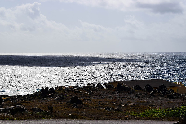 포토 JPG 해외이미지 공원 모래 파도 바다 섬 여행 백그라운드 자연 하늘 날씨 휴가 국립공원 풍경 사람없음 야외 물 여름 파란색 여행객 맑음 바위 동굴 내추럴 전국 해외202008 해외포토 자연요소 계절 공공시설 컬러 사람 돌_바위 생태계 파일형식
