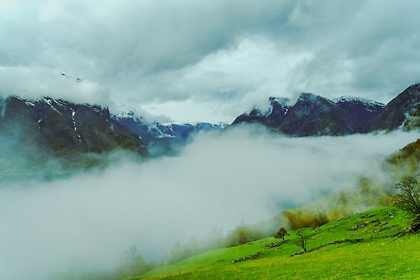 포토 JPG 해외이미지 유럽 호수 바다 여행 자연 산 파노라마 노르웨이 풍경 사람없음 초록색 물 계곡 점프 폭포 정상 빙하 스칸디나비아 해외202008 해외포토 자연요소 나라 컬러 모션 촬영기법 생태계 파일형식