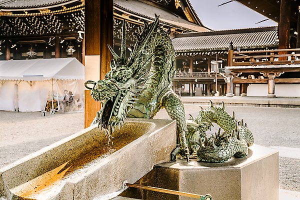 포토 JPG 해외이미지 전통 디자인 아시아 종교 문화 여행 밭 불교 건축양식 동양인 사람없음 야외 옆모습 장식 일본 피규어 기도 용 사찰 사발 의식 역사 재산 닫기 씻기 빨래 연습 분수 국자 신성 숭배 옛날 해외202008 해외포토 건축 나라 뷰포인트 가사 농업 종교건축 모션 주방용품 인종 금융 청결 미니어처 사기그릇 파일형식