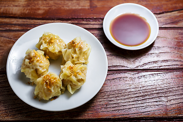 포토 JPG 해외이미지 전통 접시 아시아 문화 음식 백그라운드 젓가락 새우 육류 돼지고기 요리 동양인 사람없음 우주 식사 중국 흰색 신선 뜨거움 그룹 먹기 대나무 많음 맛있는 해외202008 해외포토 나무 식기 나라 컬러 컨셉 식재료 모션 수저 갑각류 인종 파일형식