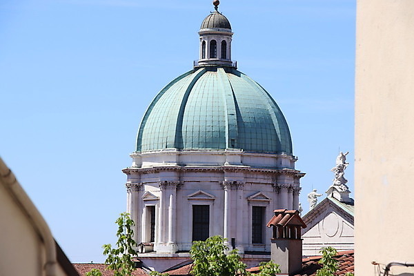 포토 JPG 해외이미지 성당 이탈리아 북쪽 해외202008 해외포토 유럽 종교건축 방향 파일형식