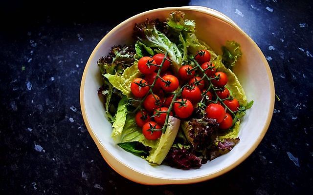포토 JPG 해외이미지 잡화 음식 토마토 채소 오렌지 과일 포도 양파 수박 콩 바나나 건강 사람없음 빨간색 초록색 농작물 당근 시장 달콤 사과 상추 브로콜리 멜론 배열 먹기 파인애플 유기농 아스파라거스 망고 후추 섬유 내추럴 식용 영양분 채식주의자 총각무 해외202008 해외포토 웰빙 컬러 농업 모션 곡류 뿌리채소 직물 맛 무 향신료 열대과일 채식 파일형식