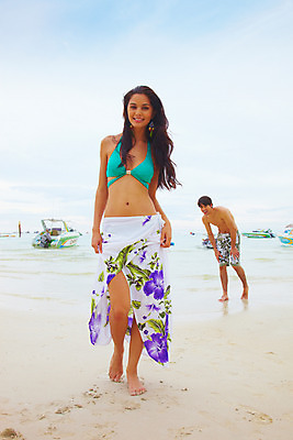 포토 JPG 주간 전신 서양인 구름 모델 해외기획촬영 커플 여자 남자 수영복 물결 파도 바다 해외여행 여행 포즈 기획촬영 2009년태국 요트 파타야 태국 하늘 휴가 휴식 산호섬 서기 미소 웃음 사람 해변 야외 두명 여름 여름휴가 바캉스 비키니 모래사장 귀걸이 천 랩스커트 선박 국내포토 자연요소 외국인 해외 옷 계절 아시아 섬 컨셉 수상교통 배_교통 장신구 관계 모션 표정 치마 직물 파일형식 여름_계절