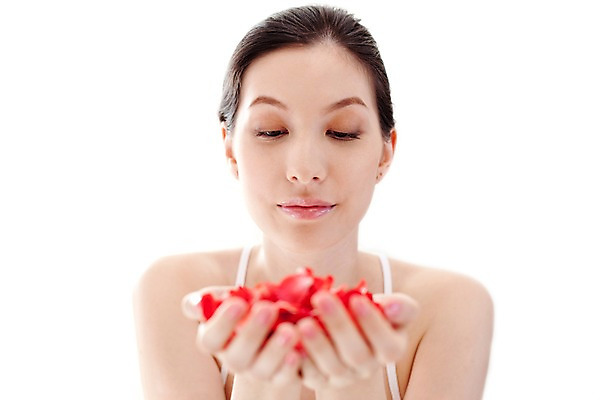 포토 JPG 서양인 모델 해외기획촬영 손 여자 꽃잎 여유 얼굴 포즈 기획촬영 2009년태국 휴식 실내 한명 누끼 사람 손짓 근접촬영 상반신 20대 성인 라이프 신체부위 뷰티 양손 꽃가루 손모으기 여자만 여자한명만 성인여자만 청년만 청년여자만 성인한명만 청년여자한명만 성인여자한명만 성인만 국내포토 외국인 1 꽃 감정 뷰포인트 컨셉 모션 청년 내부 생활 가루 파일형식