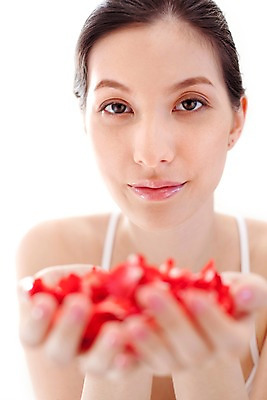 포토 JPG 서양인 모델 해외기획촬영 손 여자 꽃잎 여유 얼굴 포즈 기획촬영 2009년태국 휴식 실내 한명 미소 웃음 사람 손짓 근접촬영 상반신 20대 성인 라이프 신체부위 민소매 뷰티 양손 꽃가루 손모으기 여자만 여자한명만 성인여자만 청년만 청년여자만 성인한명만 청년여자한명만 성인여자한명만 성인만 국내포토 외국인 1 꽃 감정 뷰포인트 컨셉 상의 모션 표정 청년 내부 생활 가루 파일형식