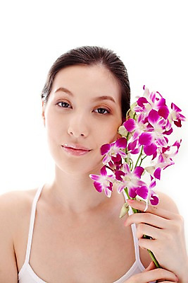 포토 JPG 서양인 모델 해외기획촬영 여자 꽃 여유 얼굴 포즈 기획촬영 2009년태국 휴식 실내 한명 미소 웃음 사람 근접촬영 상반신 20대 성인 라이프 신체부위 민소매 뷰티 여자만 여자한명만 성인여자만 청년만 청년여자만 성인한명만 청년여자한명만 성인여자한명만 성인만 국내포토 외국인 식물 1 감정 뷰포인트 컨셉 상의 표정 청년 내부 생활 파일형식