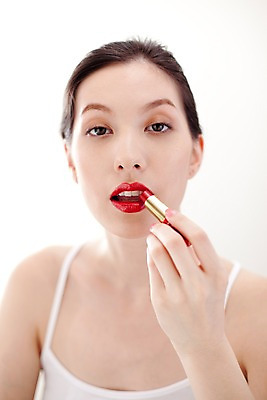 포토 JPG 서양인 모델 해외기획촬영 여자 여유 얼굴 포즈 기획촬영 2009년태국 휴식 실내 한명 사람 근접촬영 상반신 20대 성인 라이프 신체부위 민소매 화장 뷰티 화장품 립스틱 화장용품 립메이크업 여자만 여자한명만 성인여자만 청년만 청년여자만 성인한명만 청년여자한명만 성인여자한명만 성인만 국내포토 외국인 1 감정 뷰포인트 컨셉 상의 청년 내부 생활 미용용품 파일형식