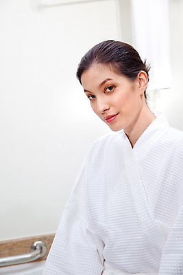 포토 JPG 서양인 모델 해외기획촬영 여자 여유 얼굴 포즈 기획촬영 2009년태국 휴식 욕조 실내 한명 사람 근접촬영 상반신 20대 성인 라이프 신체부위 뷰티 스파 욕실 가운 목욕가운 화장실 여자만 여자한명만 성인여자만 청년만 청년여자만 성인한명만 청년여자한명만 성인여자한명만 성인만 국내포토 외국인 1 옷 감정 뷰포인트 컨셉 청년 내부 생활 파일형식