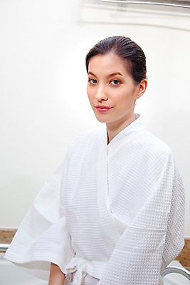 포토 JPG 서양인 모델 해외기획촬영 여자 여유 얼굴 포즈 기획촬영 2009년태국 휴식 욕조 실내 한명 사람 근접촬영 상반신 20대 성인 라이프 신체부위 뷰티 스파 욕실 가운 목욕가운 화장실 여자만 여자한명만 성인여자만 청년만 청년여자만 성인한명만 청년여자한명만 성인여자한명만 성인만 국내포토 외국인 1 옷 감정 뷰포인트 컨셉 청년 내부 생활 파일형식