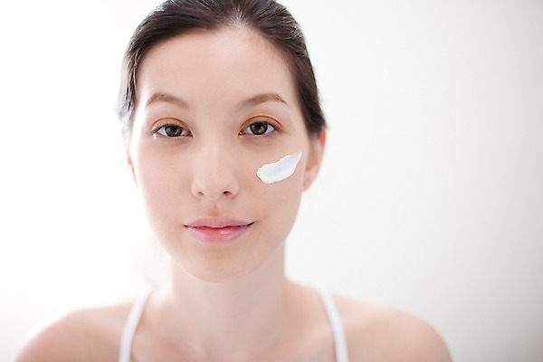 포토 JPG 서양인 모델 해외기획촬영 여자 여유 얼굴 포즈 기획촬영 2009년태국 휴식 실내 한명 사람 근접촬영 상반신 20대 성인 라이프 신체부위 화장 뷰티 화장품 마사지 클렌징 클렌징크림 여자만 여자한명만 성인여자만 청년만 청년여자만 성인한명만 청년여자한명만 성인여자한명만 성인만 국내포토 외국인 1 감정 뷰포인트 컨셉 청년 내부 생활 청결 세안용품 파일형식