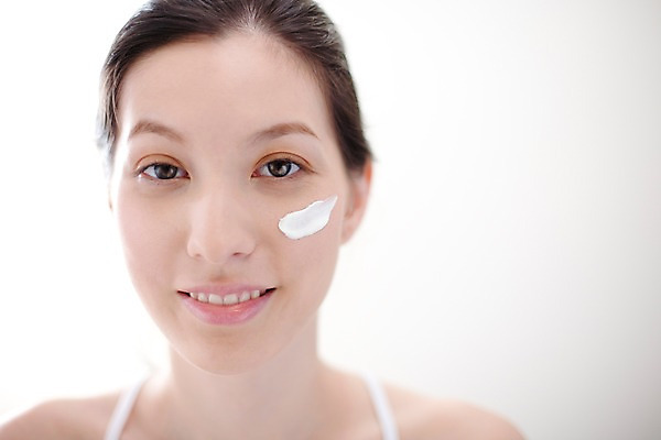 포토 JPG 서양인 모델 해외기획촬영 여자 여유 얼굴 포즈 기획촬영 2009년태국 휴식 실내 한명 미소 웃음 사람 근접촬영 상반신 20대 성인 라이프 신체부위 화장 뷰티 화장품 마사지 클렌징 클렌징크림 여자만 여자한명만 성인여자만 청년만 청년여자만 성인한명만 청년여자한명만 성인여자한명만 성인만 국내포토 외국인 1 감정 뷰포인트 컨셉 표정 청년 내부 생활 청결 세안용품 파일형식