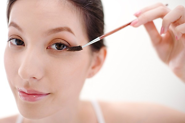 포토 JPG 서양인 모델 해외기획촬영 여자 여유 얼굴 포즈 기획촬영 2009년태국 휴식 실내 한명 사람 손짓 근접촬영 상반신 20대 성인 라이프 신체부위 화장 뷰티 화장품 화장용품 마스카라 여자만 여자한명만 성인여자만 청년만 청년여자만 성인한명만 청년여자한명만 성인여자한명만 성인만 국내포토 외국인 1 감정 뷰포인트 컨셉 모션 청년 내부 생활 미용용품 파일형식