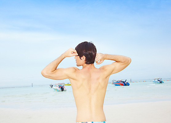 포토 JPG 주간 서양인 해외기획촬영 남자 여유 바다 해외여행 여행 기획촬영 2009년태국 요트 파타야 태국 하늘 휴가 휴식 산호섬 한명 서기 사람 상반신 20대 성인 취미 해변 야외 뒷모습 여름 여름휴가 바캉스 모래사장 선박 남자만 남자한명만 성인남자만 청년만 청년남자만 청년남자한명만 성인한명만 성인남자한명만 성인만 국내포토 자연요소 외국인 1 해외 계절 감정 아시아 뷰포인트 섬 컨셉 수상교통 배_교통 모션 청년 파일형식 여름_계절
