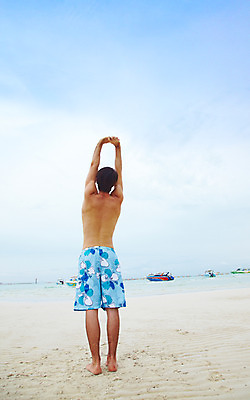 포토 JPG 주간 전신 서양인 해외기획촬영 남자 수영복 여유 바다 해외여행 여행 기획촬영 2009년태국 요트 파타야 태국 하늘 휴가 휴식 산호섬 한명 서기 사람 20대 성인 취미 해변 야외 뒷모습 여름 여름휴가 바캉스 모래사장 기지개 선박 남자만 남자한명만 성인남자만 청년만 청년남자만 청년남자한명만 성인한명만 성인남자한명만 성인만 국내포토 자연요소 외국인 1 해외 옷 계절 감정 아시아 뷰포인트 섬 컨셉 수상교통 배_교통 모션 청년 파일형식 여름_계절