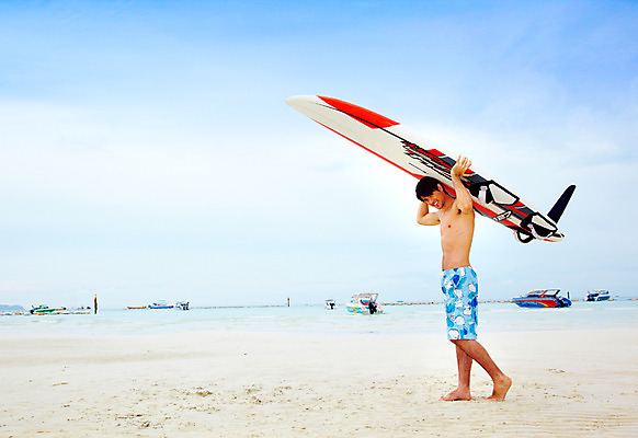 포토 JPG 주간 전신 서양인 해외기획촬영 남자 수영복 여유 바다 해외여행 여행 기획촬영 2009년태국 요트 파타야 태국 하늘 레저 휴가 휴식 산호섬 한명 미소 웃음 사람 20대 성인 취미 해변 야외 여름 여름휴가 바캉스 모래사장 수상스포츠 서핑보드 보드 선박 남자만 남자한명만 성인남자만 청년만 청년남자만 청년남자한명만 성인한명만 성인남자한명만 성인만 국내포토 자연요소 외국인 1 해외 옷 계절 감정 아시아 스포츠 섬 컨셉 수상교통 배_교통 표정 청년 보드_스포츠 파일형식 여름_계절