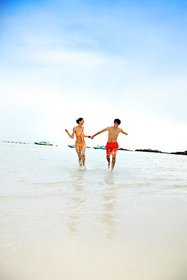 포토 JPG 주간 전신 서양인 모델 해외기획촬영 커플 여자 남자 수영복 여유 바다 해외여행 여행 포즈 기획촬영 2009년태국 요트 팔찌 파타야 태국 하늘 휴가 휴식 산호섬 미소 웃음 사람 취미 해변 야외 두명 여름 여름휴가 바캉스 비키니 달리기 선박 국내포토 자연요소 외국인 해외 옷 계절 감정 아시아 섬 컨셉 수상교통 배_교통 장신구 관계 모션 표정 파일형식 여름_계절