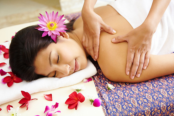 포토 JPG 주간 서양인 모델 해외기획촬영 손 여자 꽃잎 꽃 여유 엎드리기 포즈 기획촬영 2009년태국 태국 휴식 실내 건강 한명 미소 웃음 사람 상반신 20대 성인 취미 장식 수건 뷰티 스파 마사지 지압 마사지사 타이마사지 전통마사지 플루메리아 플랭지파니 여자만 여자한명만 성인여자만 청년만 청년여자만 성인한명만 청년여자한명만 성인여자한명만 성인만 국내포토 자연요소 외국인 식물 직업 1 감정 아시아 컨셉 모션 표정 청년 내부 신체부위 위생용품 파일형식