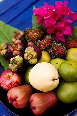 포토 JPG 식물 해외기획촬영 해외 접시 열매 꽃 나라 아시아 음식 외국문화 해외여행 여행 기획촬영 2009년태국 잎 오렌지 과일 태국 태국문화 근접촬영 사람없음 아웃포커스 장식 동남아시아 배 사과 열대과일 람부탄 망고스틴 지명 국내포토 동양문화 식기 문화 뷰포인트 촬영기법 파일형식