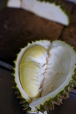 포토 JPG 식물 해외기획촬영 해외 열매 나라 아시아 음식 외국문화 해외여행 여행 기획촬영 2009년태국 과일 태국 단면 태국문화 근접촬영 사람없음 아웃포커스 동남아시아 열대과일 반쪽 두리안 투리안 지명 국내포토 동양문화 문화 뷰포인트 촬영기법 파일형식